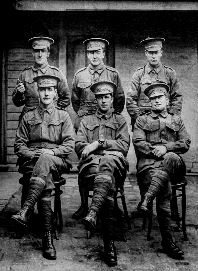 1056-A FIGHTING FAMILY - The Jones Fa-image3png