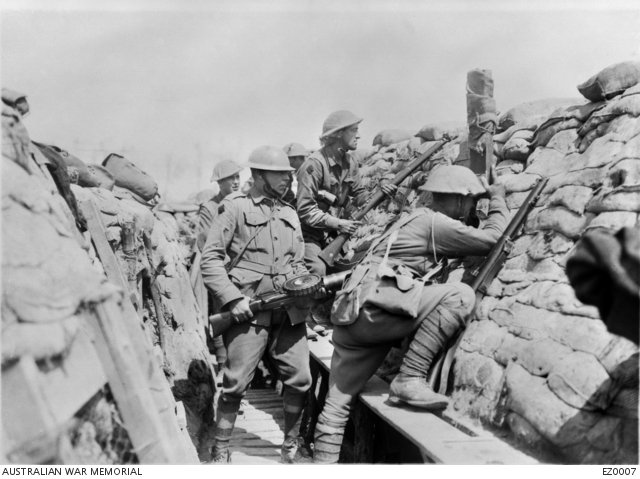 Armientieres 1916.jpg