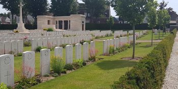 Valenciennes (St. Roch) Communal Cemetery (No. Fr 1142)
