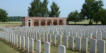 Heilly Station Cemetery, Mericourt (No. Fr 833)